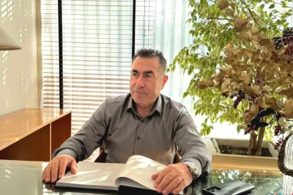 Σε αργία ενός μήνα ο δήμαρχος Πάργας, Νίκος Ζαχαριάς για υπόθεση αναθέσεων, τι υποστηρίζει ο ίδιος