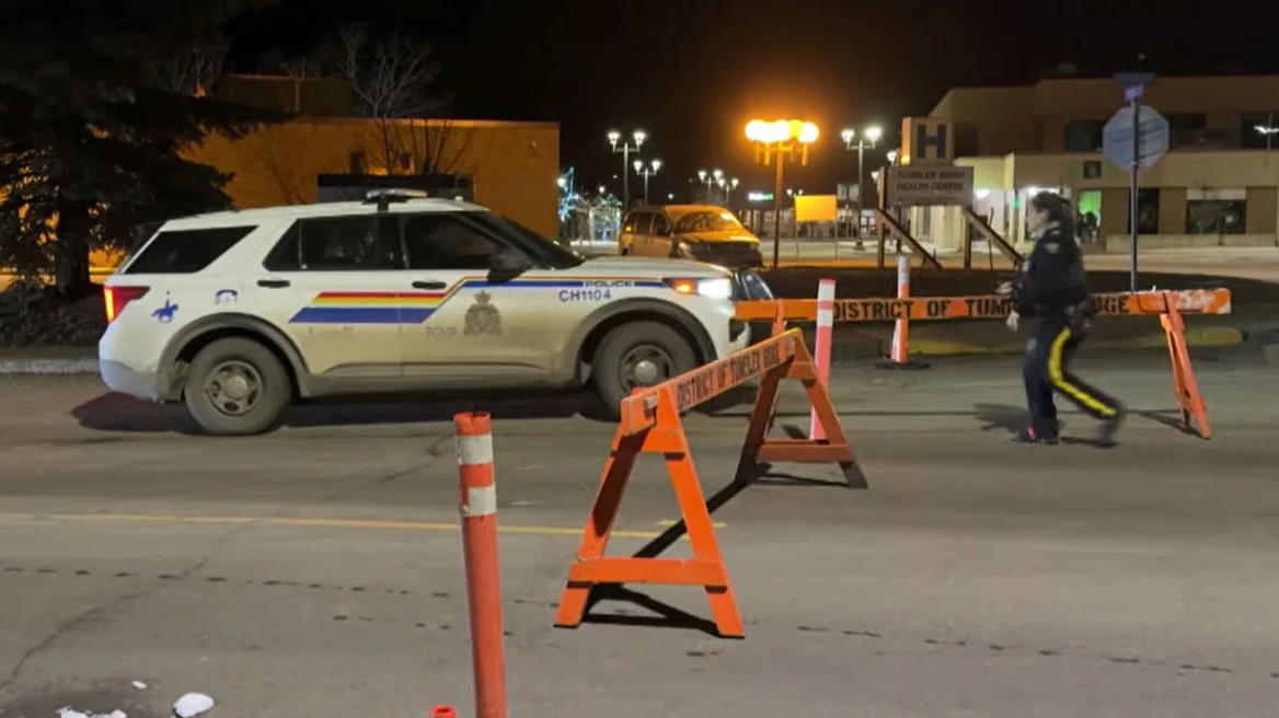 Σε σοκ ο Καναδάς για το αιματοκύλισμα σε σχολείο: Φορούσε φόρεμα ο δράστης, λένε οι αναφορές