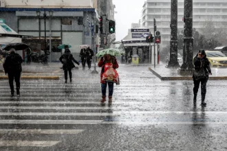 Έκτακτο δελτίο επιδείνωσης καιρού για 48ωρη διπλή κακοκαιρία, πώς θα κάνουμε Τσικνοπέμπτη - 11 περιοχές που επηρεάζονται, ανάμεσά τους η Δυτική Ελλάδα