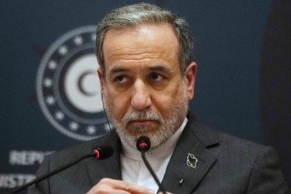 Συνεχίζονται στη Γενεύη οι συνομιλίες ΗΠΑ – Ιράν