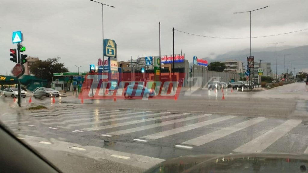 Πάτρα: Εκλεισε η Ακτή Δυμαίων - Πλημμύρισε ξανά ο δρόμος ΦΩΤΟ