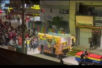 Πάτρα: Καρναβαλική παρέλαση στην Αγυιά - Δείτε βίντεο