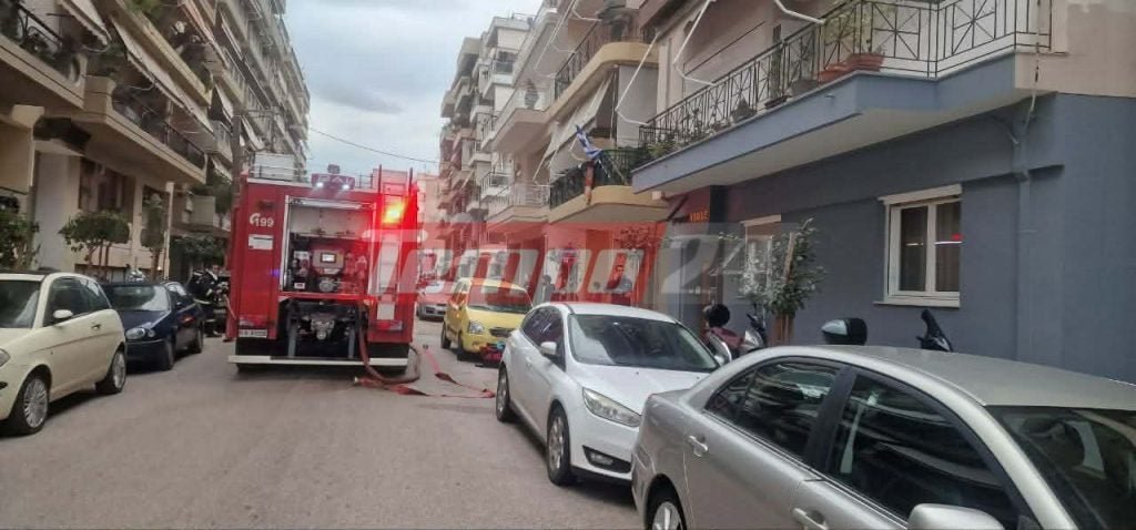Πάτρα: Φωτιά στην οδό Σμύρνης από σόμπα υγραερίου - Μεγάλη κινητοποίηση (ΦΩΤΟ)