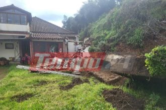 Ηλεία: Αποκλεισμένη η Δίβρη λόγω καθίζησης του δρόμου στην 111 - Κατολίσθηση καταπίνει... σπίτι (ΦΩΤΟ)