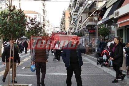 Πάτρα: Φωτιά σε κατάστημα της Πλ. Ολγας – ΦΩΤΟ