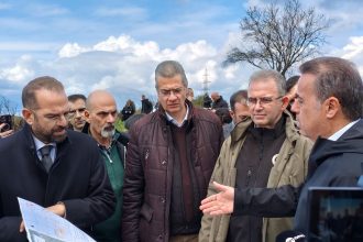 Στην Πάτρα ο υπουργός Περιβάλλοντος Σταύρος Παπασταύρου: Επιθεώρησε έργα αποκατάστασης στις πυρόπληκτες περιοχές