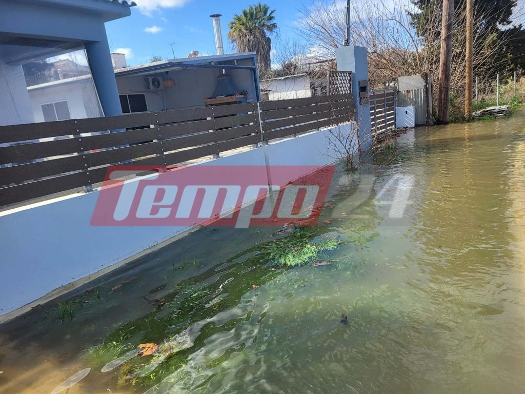 "Πνίγεται" η Ηλεία: Υπερχείλισε ο Πηνειός, πλημμύρισαν σπίτια στο Βαρθολομιό (ΦΩΤΟ & ΒΙΝΤΕΟ)