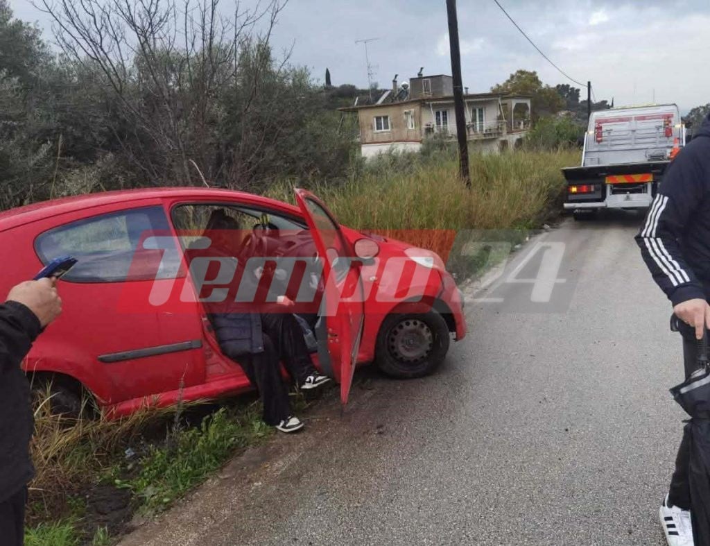 Πάτρα : Αυτοκίνητο "έφυγε" από τον δρόμο και έπεσε σε μπάρες - ΦΩΤΟ