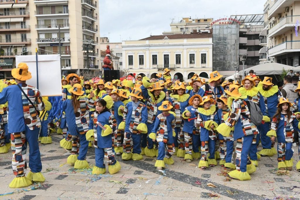 Πατρινό Καρναβάλι 2026: Δείτε κι άλλες φωτογραφίες από την Παρέλαση των Μικρών