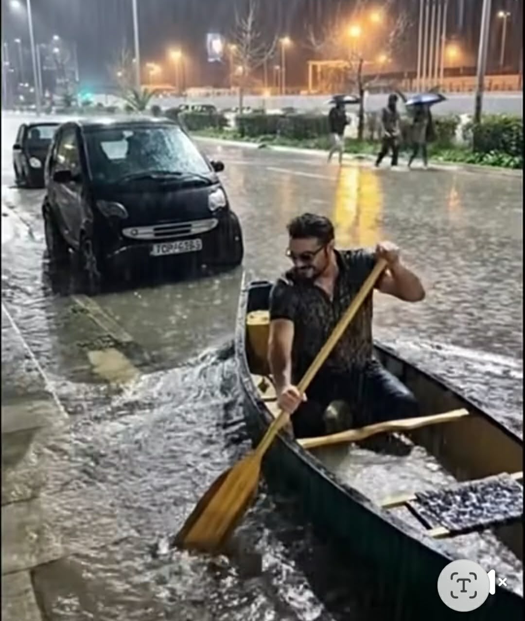 Ο Γιάγκος πήρε με το κανό του ...βόλτα στην Ακτή Δυμαίων - Δείτε το βίντεο
