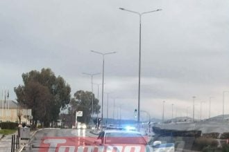 Ακτή Δυμαίων: Άνοιξε το ρεύμα προς Πάτρα - Απειλούνται σπίτια, νερό και στα κάθετα δρομάκια (ΦΩΤΟ)