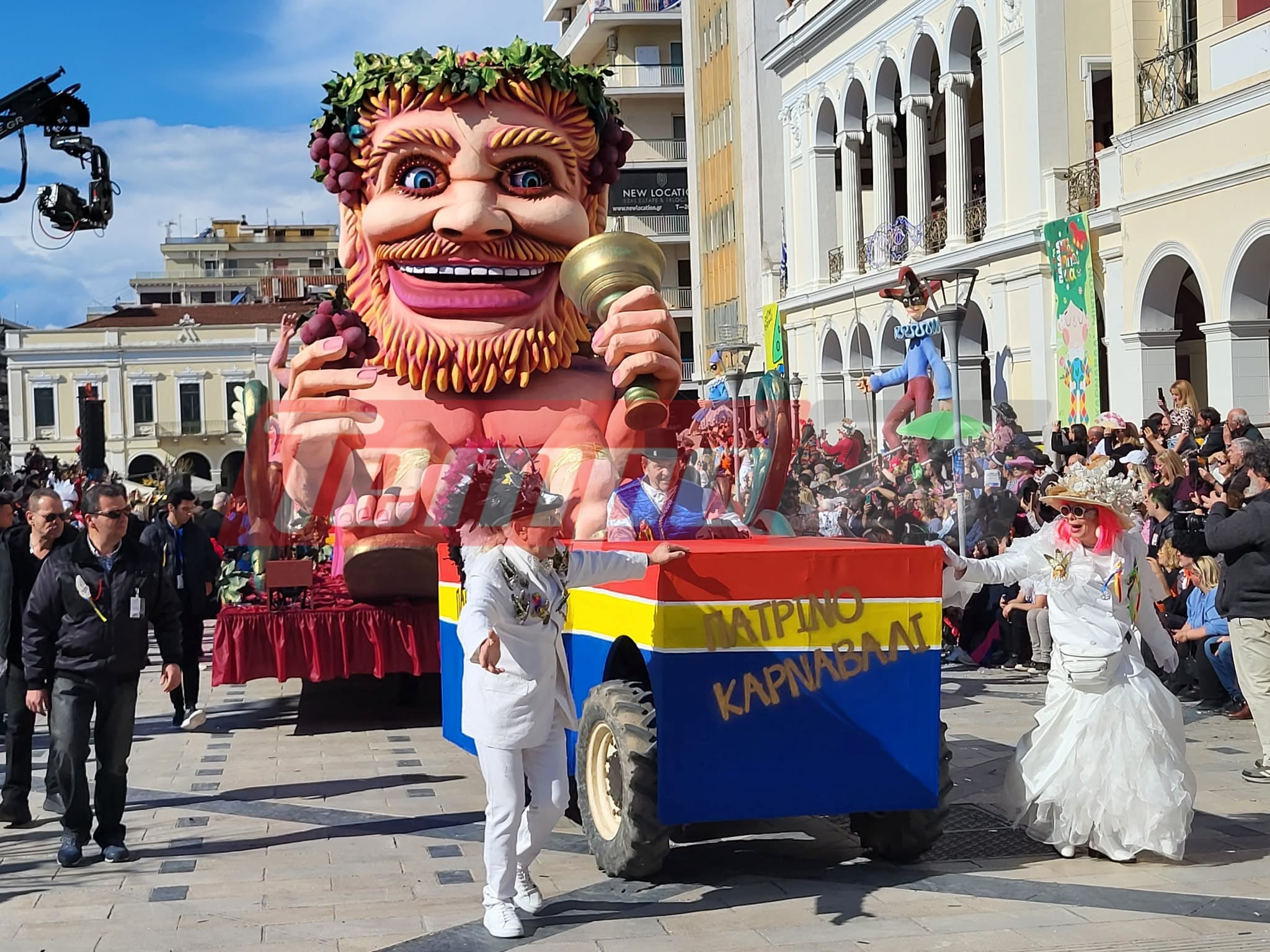 Η κορύφωση του Πατρινού Καρναβαλιού 2026: LIVE η Μεγάλη Παρέλαση (ΦΩΤΟ & ΒΙΝΤΕΟ)