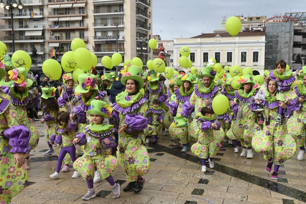 Πατρινό Καρναβάλι 2026: Δείτε κι άλλες φωτογραφίες από την Παρέλαση των Μικρών