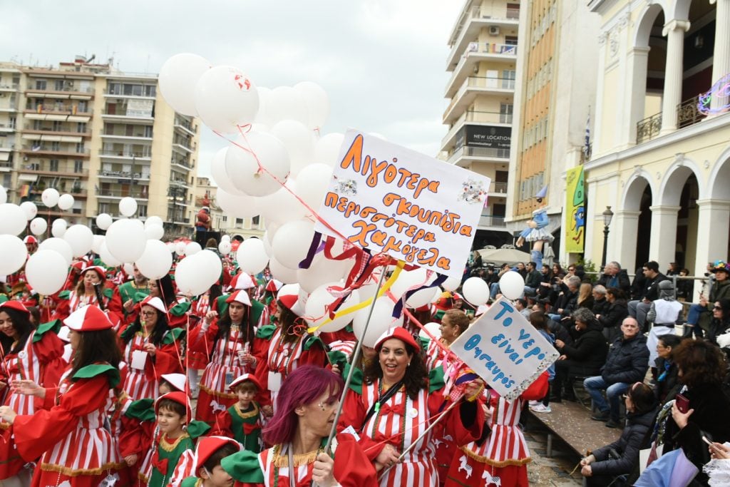 Πατρινό Καρναβάλι 2026: Δείτε κι άλλες φωτογραφίες από την Παρέλαση των Μικρών