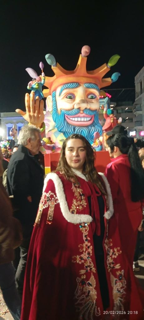 Ιδού τα φωτισμένα άρματα του Πατρινού Καρναβαλιού 2026 - Το αδιαχώρητο στο κέντρο της πόλης (ΦΩΤΟ - ΒΙΝΤΕΟ)