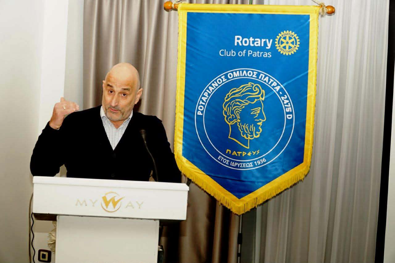 Περικλής Δουσδαμπάνης: Ομιλία για τις σύγχρονες εξελίξεις στις μεταμοσχεύσεις νεφρού