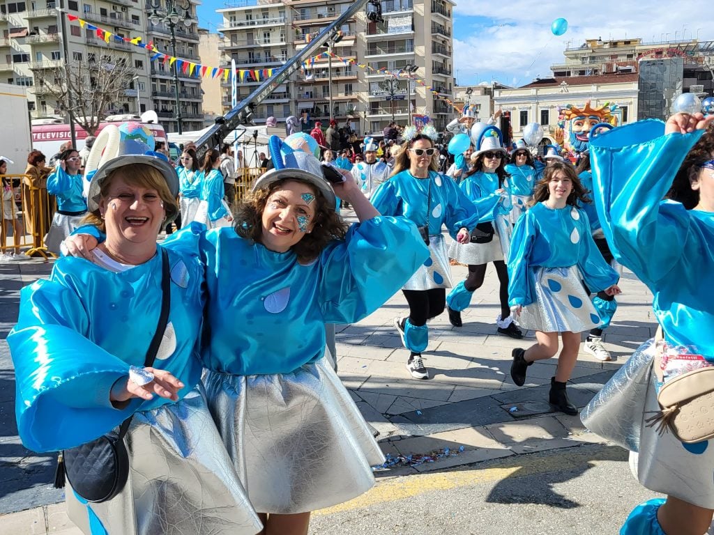 Η κορύφωση του Πατρινού Καρναβαλιού 2026: LIVE η Μεγάλη Παρέλαση (ΦΩΤΟ & ΒΙΝΤΕΟ)