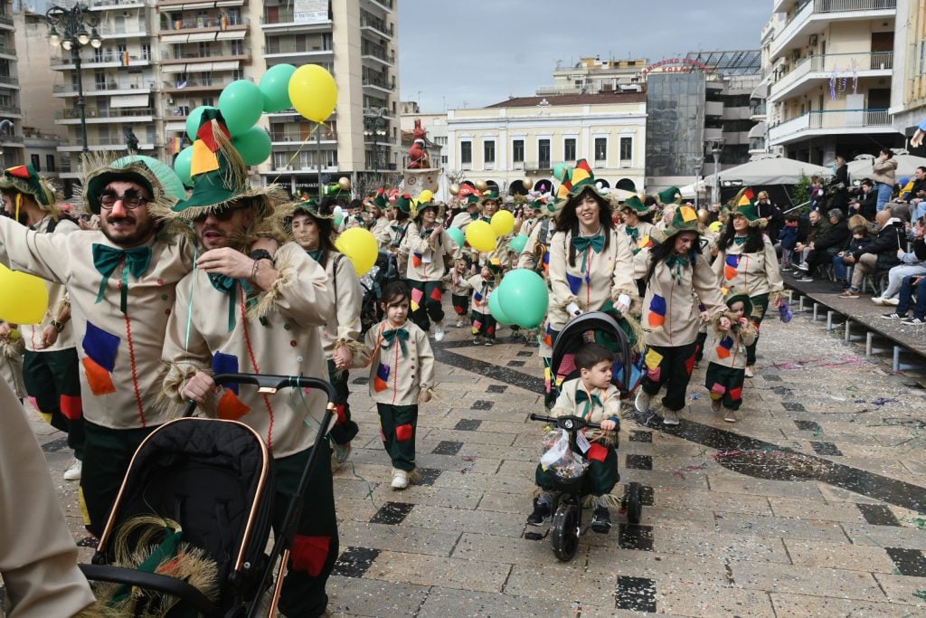 Πατρινό Καρναβάλι 2026: Δείτε κι άλλες φωτογραφίες από την Παρέλαση των Μικρών