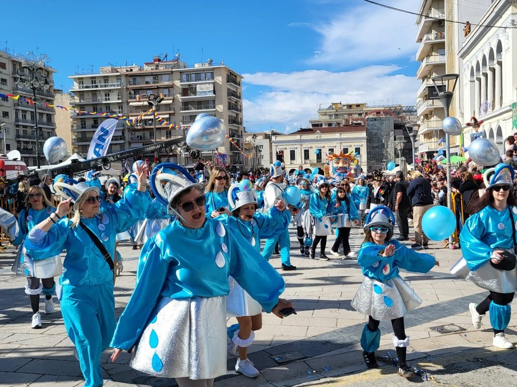 Η κορύφωση του Πατρινού Καρναβαλιού 2026: LIVE η Μεγάλη Παρέλαση (ΦΩΤΟ & ΒΙΝΤΕΟ)