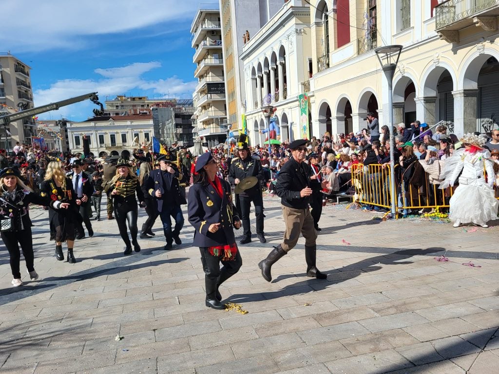 Η κορύφωση του Πατρινού Καρναβαλιού 2026: LIVE η Μεγάλη Παρέλαση (ΦΩΤΟ & ΒΙΝΤΕΟ)