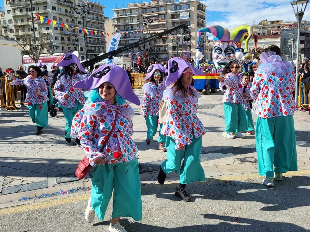 Η κορύφωση του Πατρινού Καρναβαλιού 2026: LIVE η Μεγάλη Παρέλαση (ΦΩΤΟ & ΒΙΝΤΕΟ)