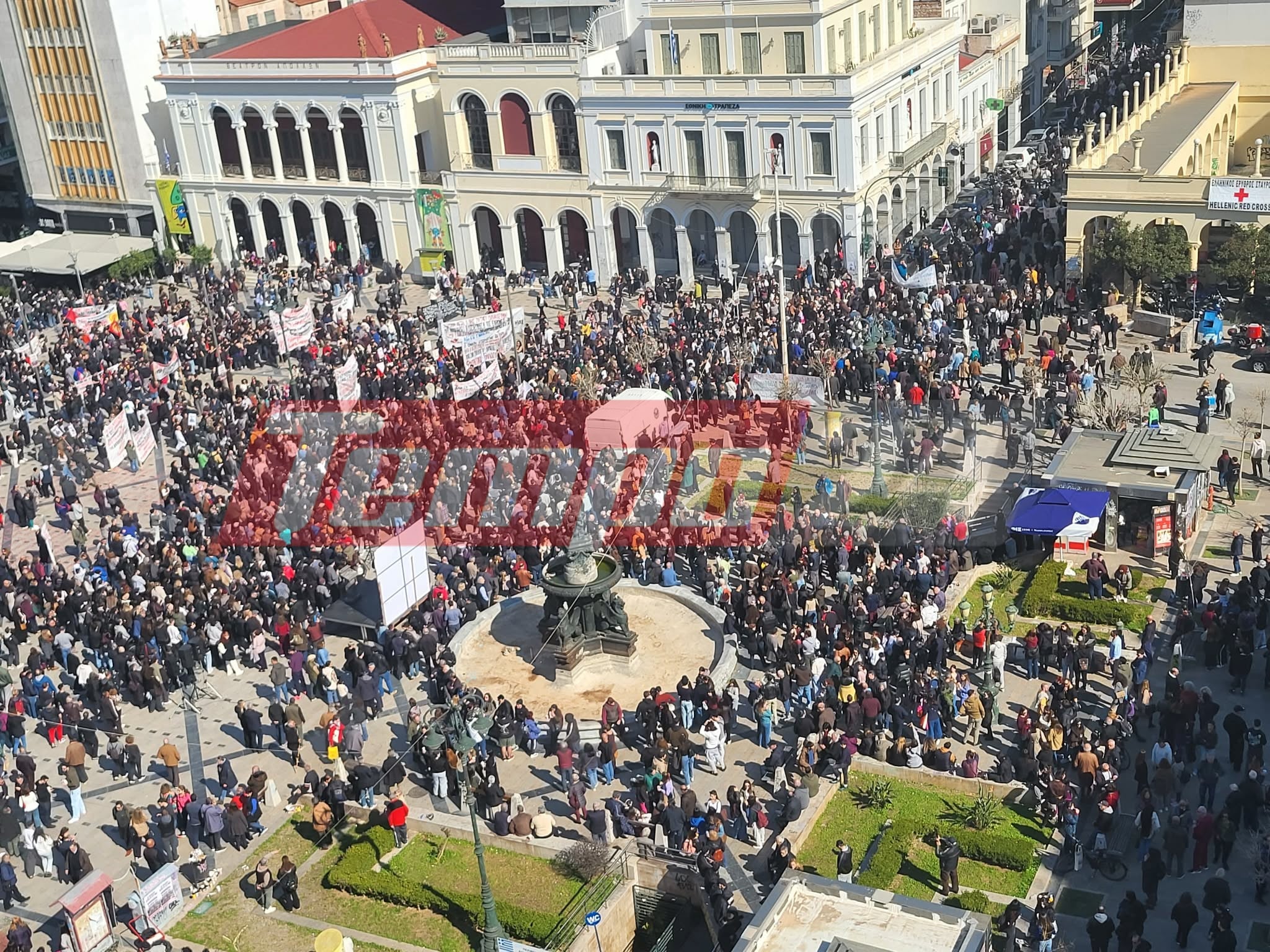 Πάτρα: «Δεν ξεχνάμε, δεν συγχωρούμε» – Πολυπληθές συλλαλητήριο για τα 3 χρόνια από την τραγωδία στα Τέμπη (ΦΩΤΟ & ΒΙΝΤΕΟ)