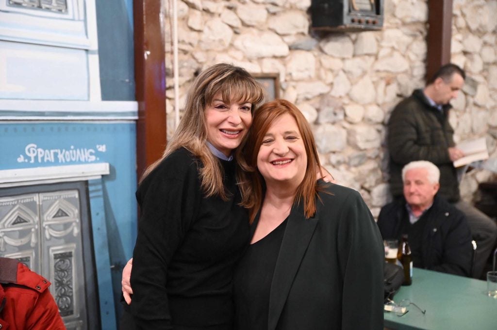 Με ιδιαίτερη επιτυχία η παρουσία του νέου μυθιστορήματος της πατρινής δημοσιογράφου Γιώτας Κοντογεωργοπούλου - ΦΩΤΟ