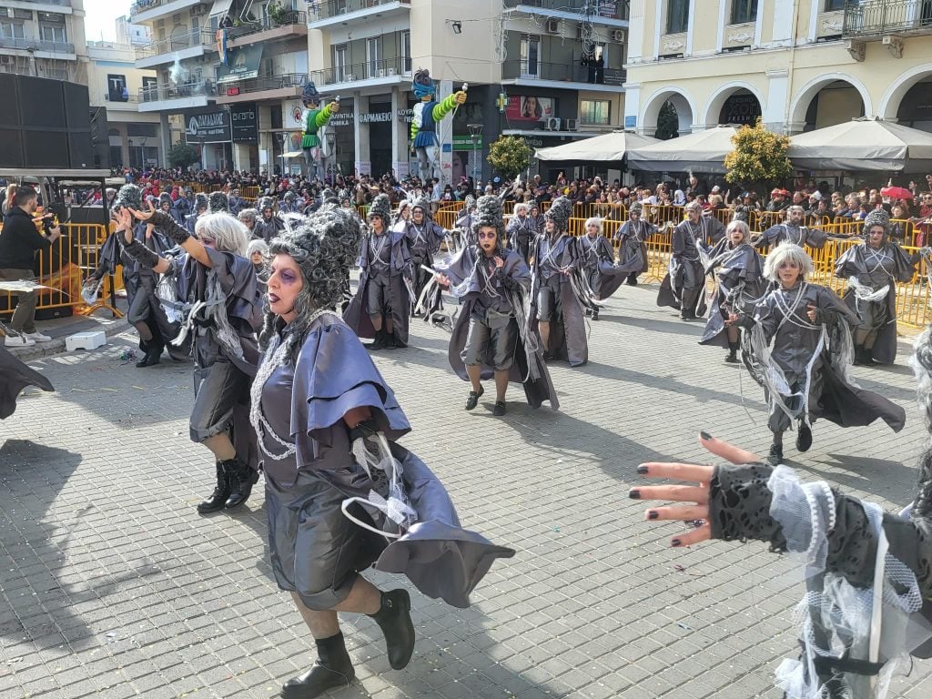 Η κορύφωση του Πατρινού Καρναβαλιού 2026: LIVE η Μεγάλη Παρέλαση (ΦΩΤΟ & ΒΙΝΤΕΟ)