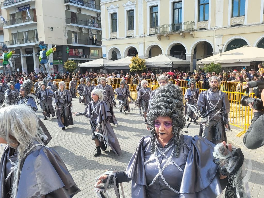 Η κορύφωση του Πατρινού Καρναβαλιού 2026: LIVE η Μεγάλη Παρέλαση (ΦΩΤΟ & ΒΙΝΤΕΟ)