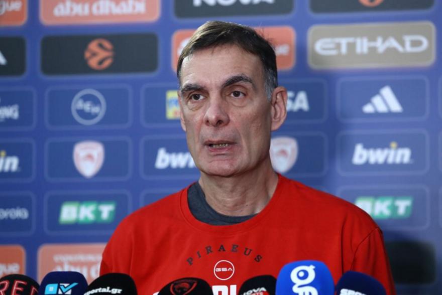 Μπαρτζώκας: «Έχω μεγάλη εμπιστοσύνη στην ομάδα - Όλοι οι παίκτες παλεύουν για τη θέση τους»