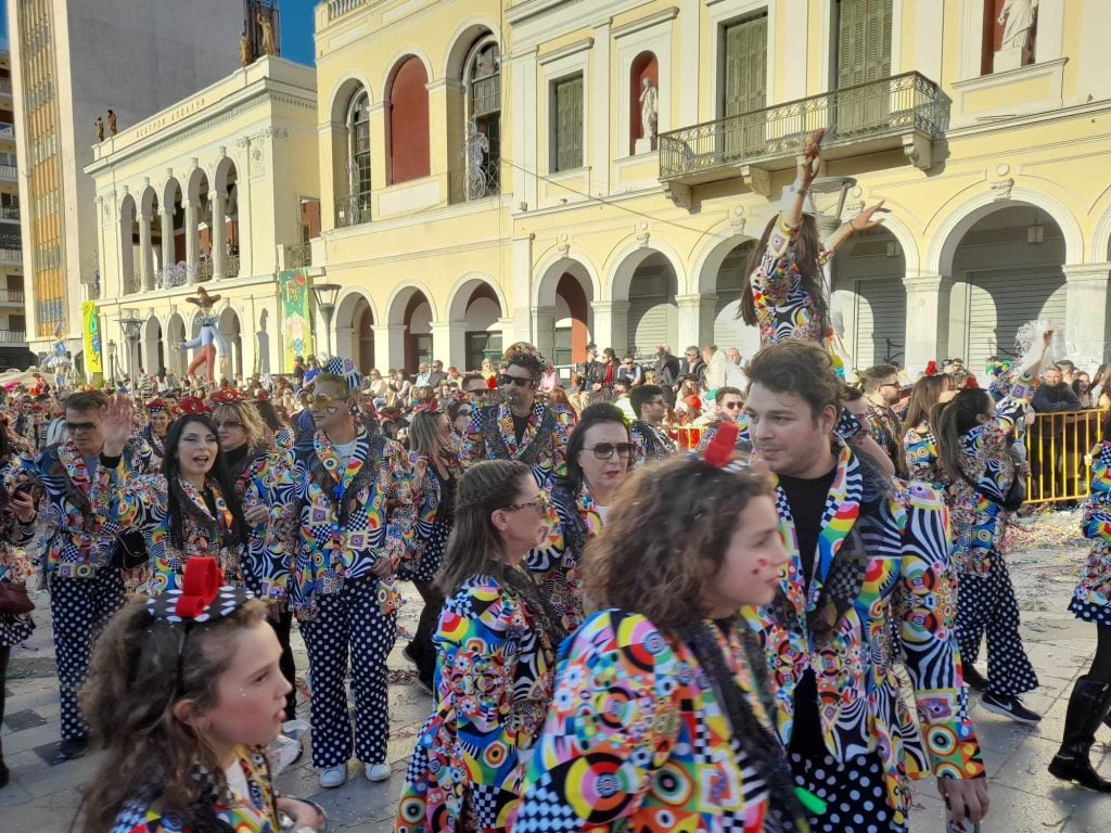 Η κορύφωση του Πατρινού Καρναβαλιού 2026: LIVE η Μεγάλη Παρέλαση (ΦΩΤΟ & ΒΙΝΤΕΟ)
