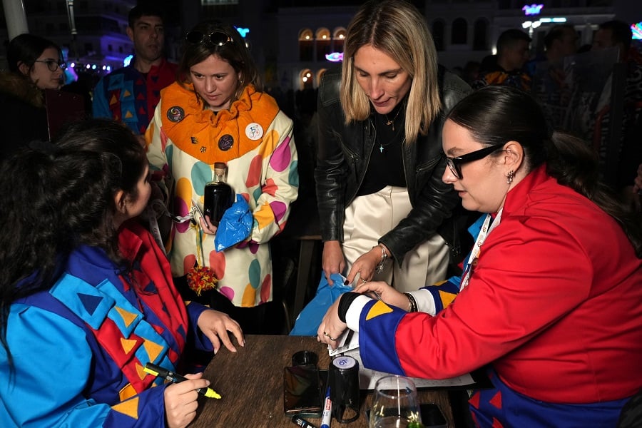 Το «Ακούσατε, ακούσατε» που ξεσήκωσε την Πάτρα - ΦΩΤΟ