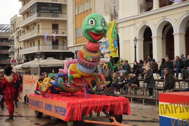 Πατρινό Καρναβάλι 2026: Δείτε κι άλλες φωτογραφίες από την Παρέλαση των Μικρών