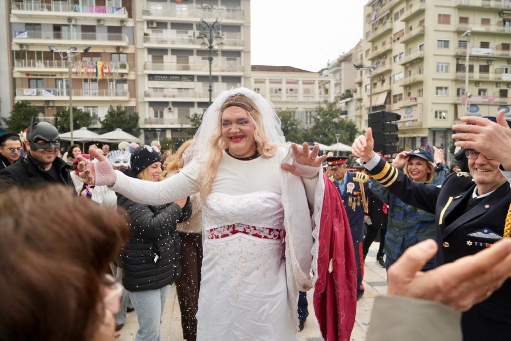 Δείτε φωτογραφίες από την γιορτή της Τσικνοπέμπτης στην Πάτρα