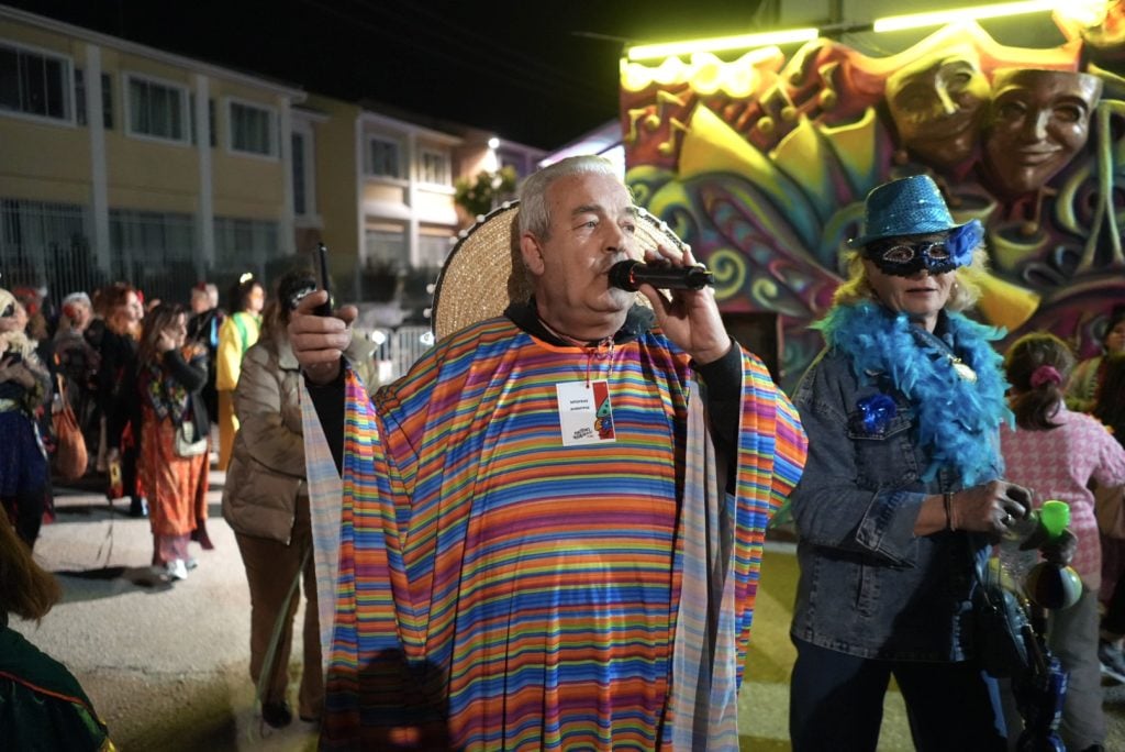 Παρέλασαν, γλέντησαν, χόρεψαν και Καρναβαλοπάντρεψαν τη Νύφη στο Νότιο Διαμέρισμα (ΦΩΤΟ)