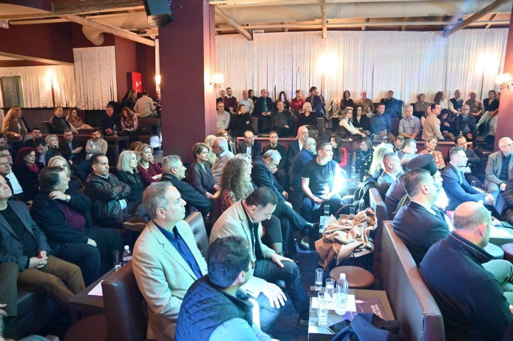 Παρουσία πλήθους μηχανικών και εκπροσώπων φορέων η κοπή της Πρωτοχρονιάτικης Πίτας του ΤΕΕ Δυτικής Ελλάδας