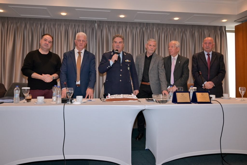 Οι Απόστρατοι Αστυνομικοί έκοψαν την πίτα τους στην Πάτρα