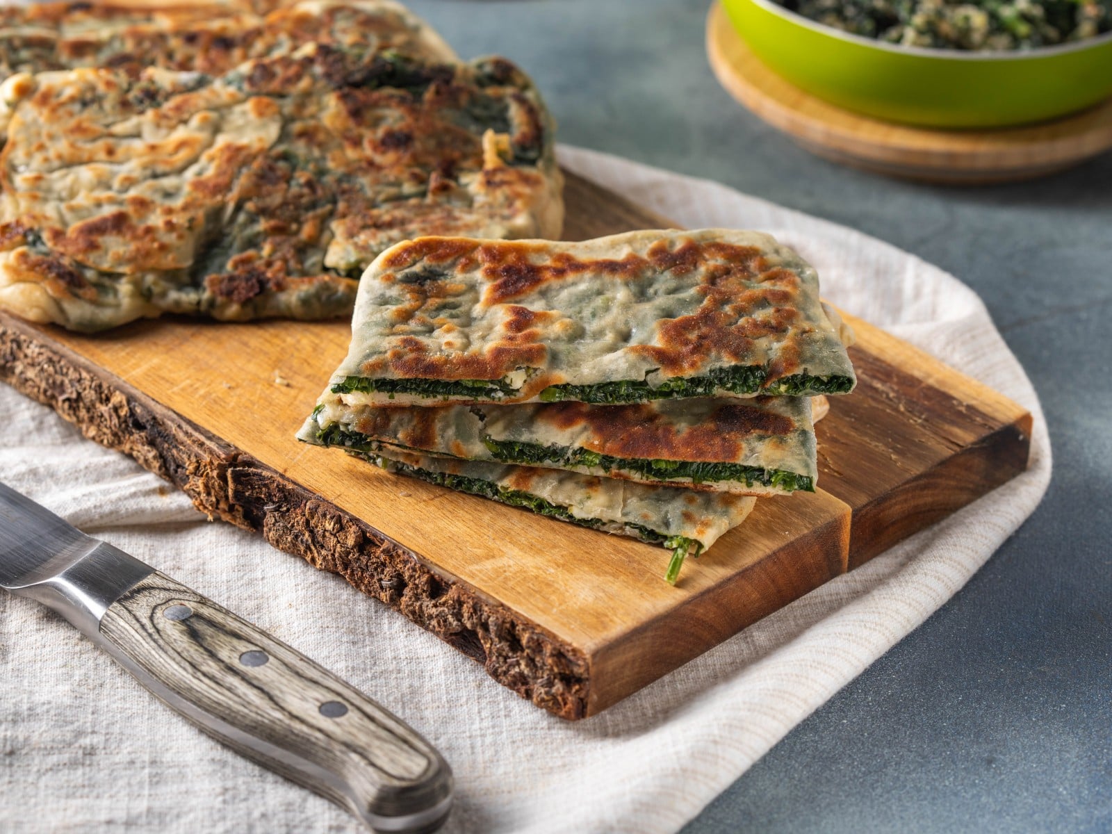 Flatbread σπανακόπιτα