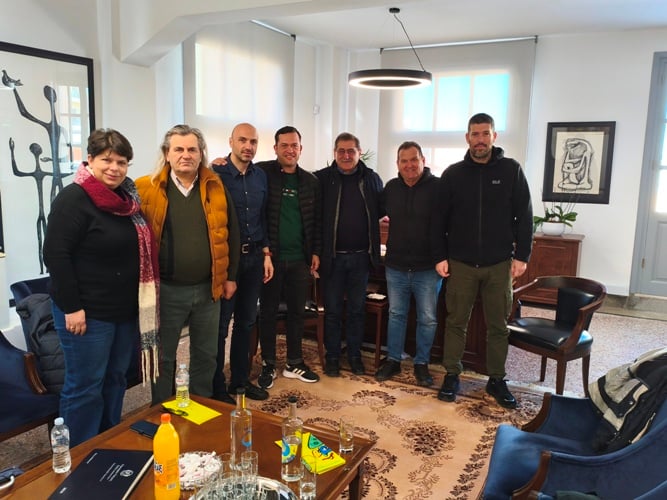 Συνάντηση του Δημάρχου και του Αντιδημάρχου Παιδείας με δασκάλους