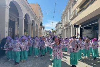 Δυναμική η παρουσία του Πανεπιστημίου Πατρών στο Πατρινό Καρναβάλι - ΦΩΤΟ