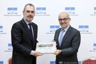 Ο Ανδρέας Κατσανιώτης συναντήθηκε με τον Πρέσβη της Αργεντινής