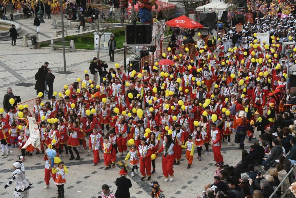 Πατρινό Καρναβάλι 2026: Δείτε κι άλλες φωτογραφίες από την Παρέλαση των Μικρών