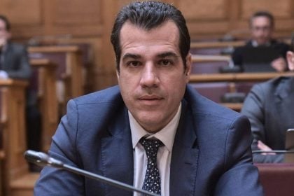 Πλεύρης για Χίο: «Η αριστερά αρέσκεται να στοχοποιεί το Λιμενικό - Δεν καταγράφουν αυτές οι κάμερες»