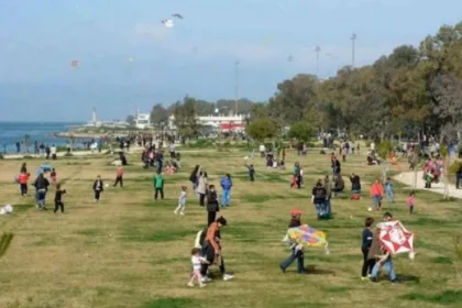 “Αμόλα καλούμπα” σε Δημοτική πλάζ (Αγυιά), Νότιο Πάρκο και Παραλία (πρώην ΕΥΑ)