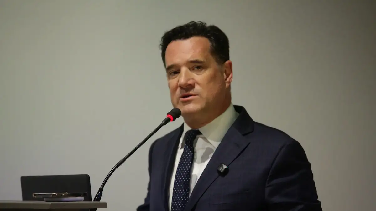 Άδωνις Γεωργιάδης: «Δεν θα μου απαγορεύσει το ΚΚΕ και η ΑΝΤΑΡΣΥΑ να πάω στο νοσοκομείο»