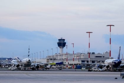 Τραγωδία στο «Ελ. Βενιζέλος»: Στο μικροσκόπιο ο θάνατος της 67χρονης από την Κεφαλονιά και τα πρωτόκολλα ασφαλείας των ΑμεΑ