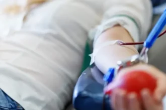 Ιωάννινα: Διασωληνωμένος στη ΜΕΘ 27χρονος διανομέας - Επείγουσα έκκληση για αίμα