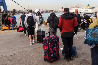 Τι θα ισχύσει φέτος με τα εισιτήρια των πλοίων