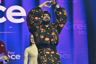 Eurovision 2026: Ο Akylas κέρδισε στον ελληνικό τελικό με το τραγούδι «Ferto» και έκλαψε από χαρά