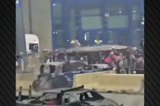 Αγωνιστικό αμάξι έπεσε επάνω σε θεατές στις ΗΠΑ, πολλοί τραυματίες